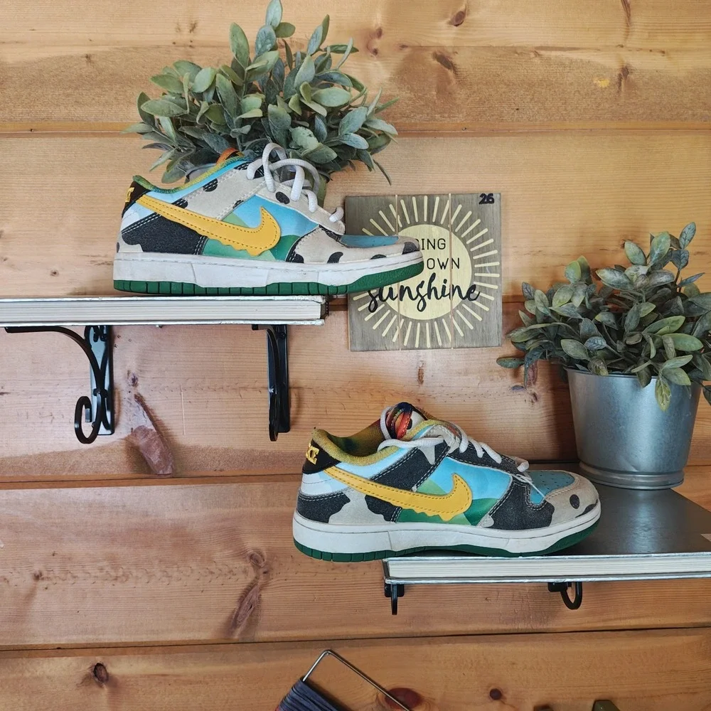 Kids' Nike SB Dunk Low Ben & Jerry's Chunky Dunky Shoes CU3244-100 Size 13C